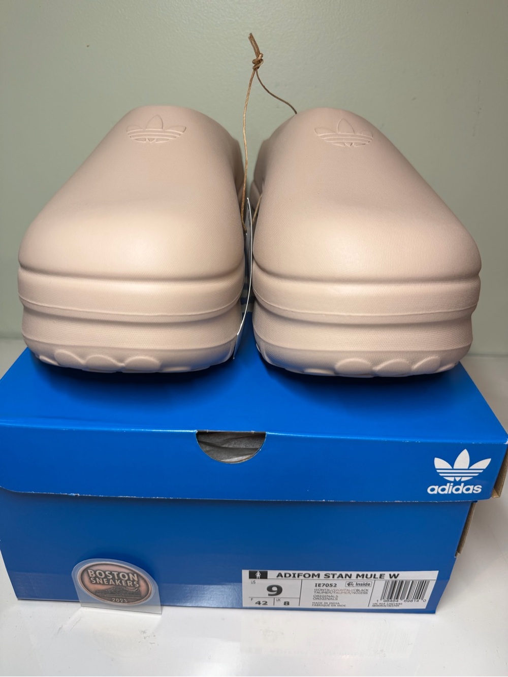 adidas - Size 9 - Women's Adifom Stan Mule Originals Taupe IE7052 - New - Picture 3 of 7